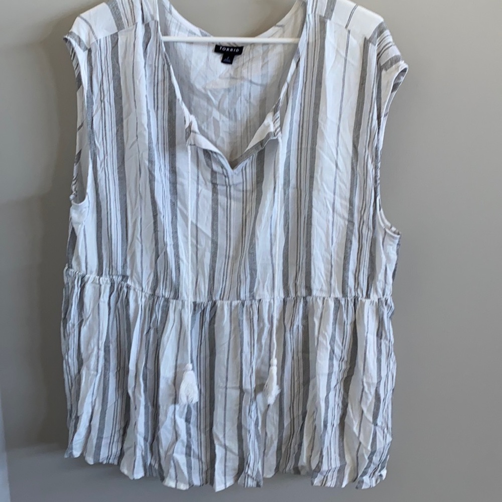 Sleeveless Blouse Torrid Size 2